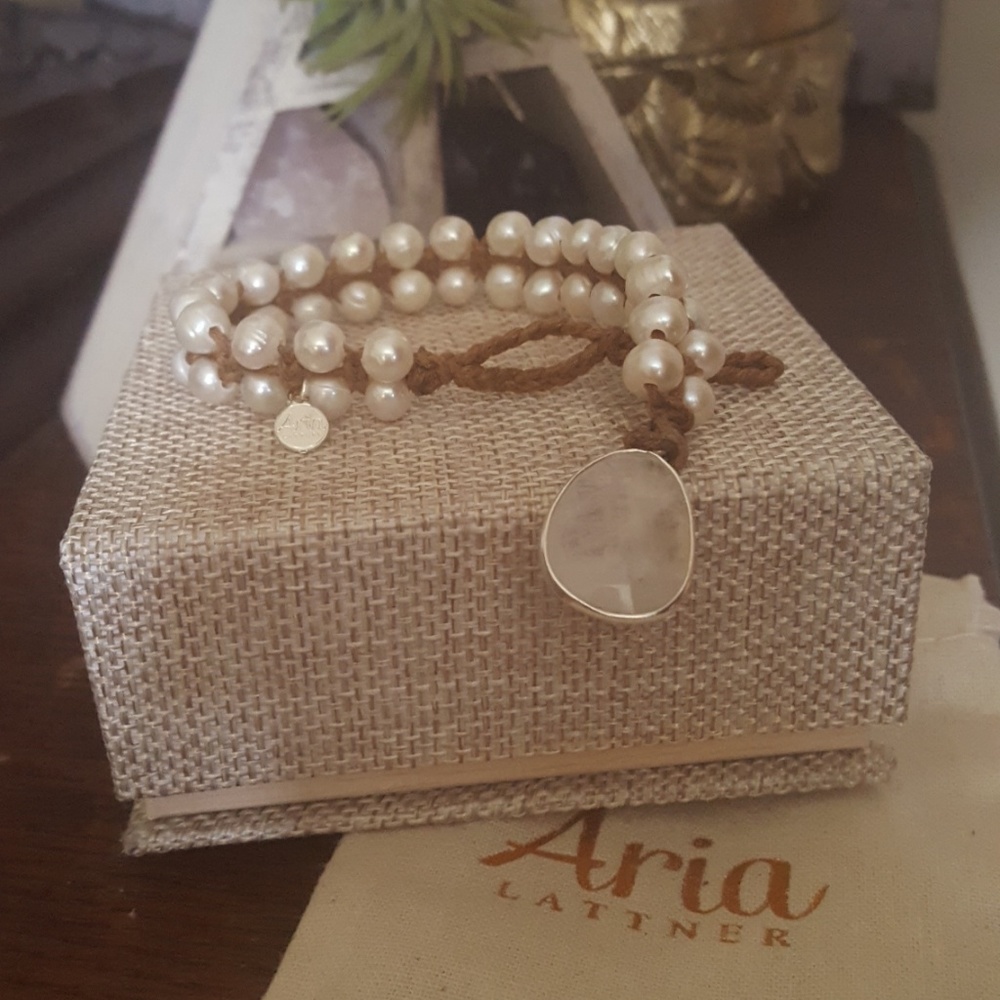 Aria Lattner Fresh Water Pearl Moonstone Bracelet